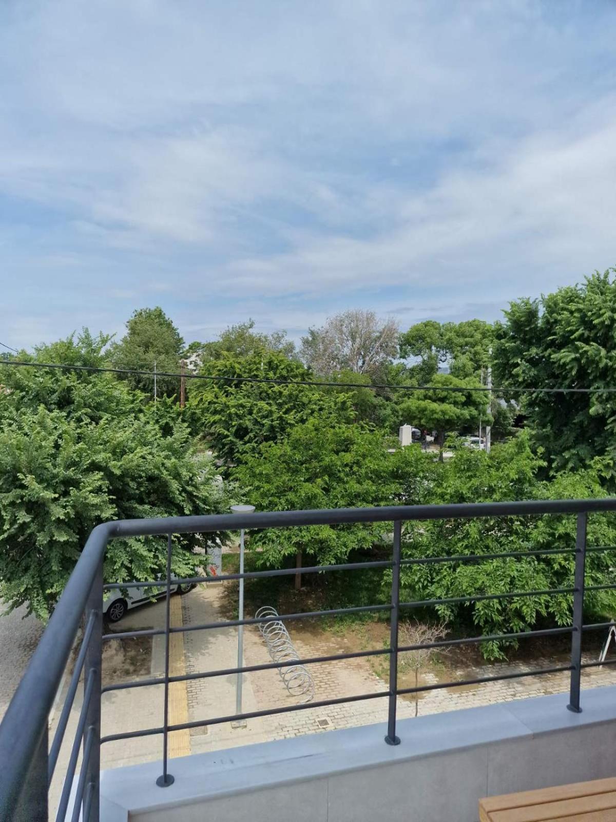 Naturia Katoikia Volos Buitenkant foto